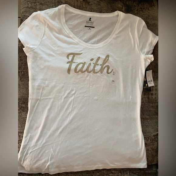 New York & Company Faith slim tee. - Picture 1 of 6